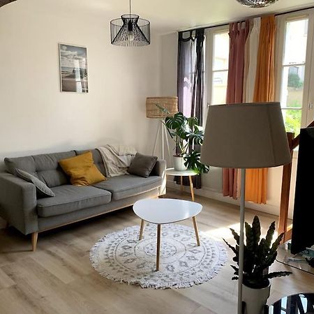 Superbe Duplex Centre-Ville Avec Parking Gratuit Auxerre Exterior foto