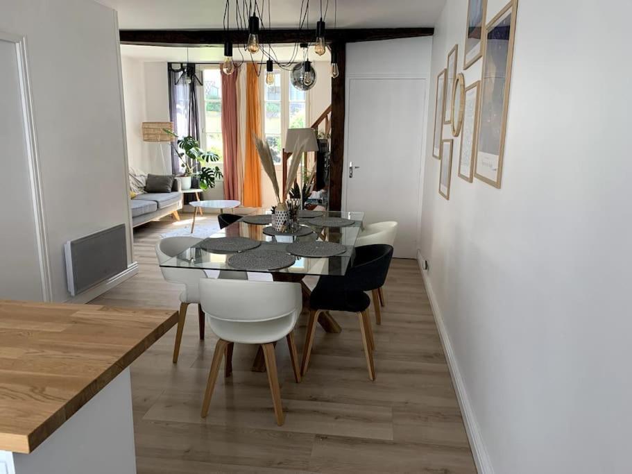 Superbe Duplex Centre-Ville Avec Parking Gratuit Auxerre Exterior foto